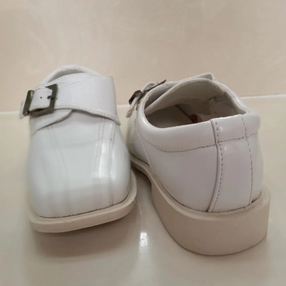 White Shoes - Boys Sz 2 . Formal Wedding, Baptism or First Holy Communion